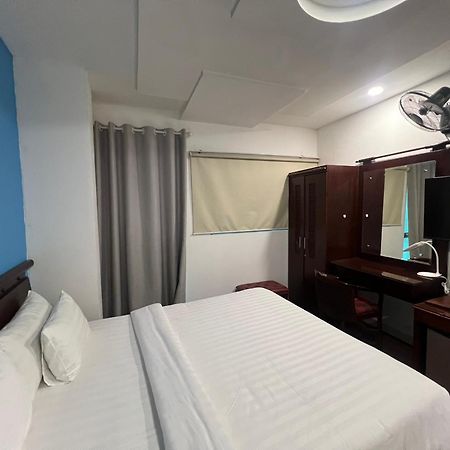A25 Hotel - 20 Bui Thi Xuan Хошимин Экстерьер фото